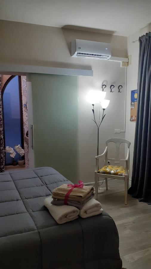 Alice'S Room By Casolare Isabella Понсакко Экстерьер фото